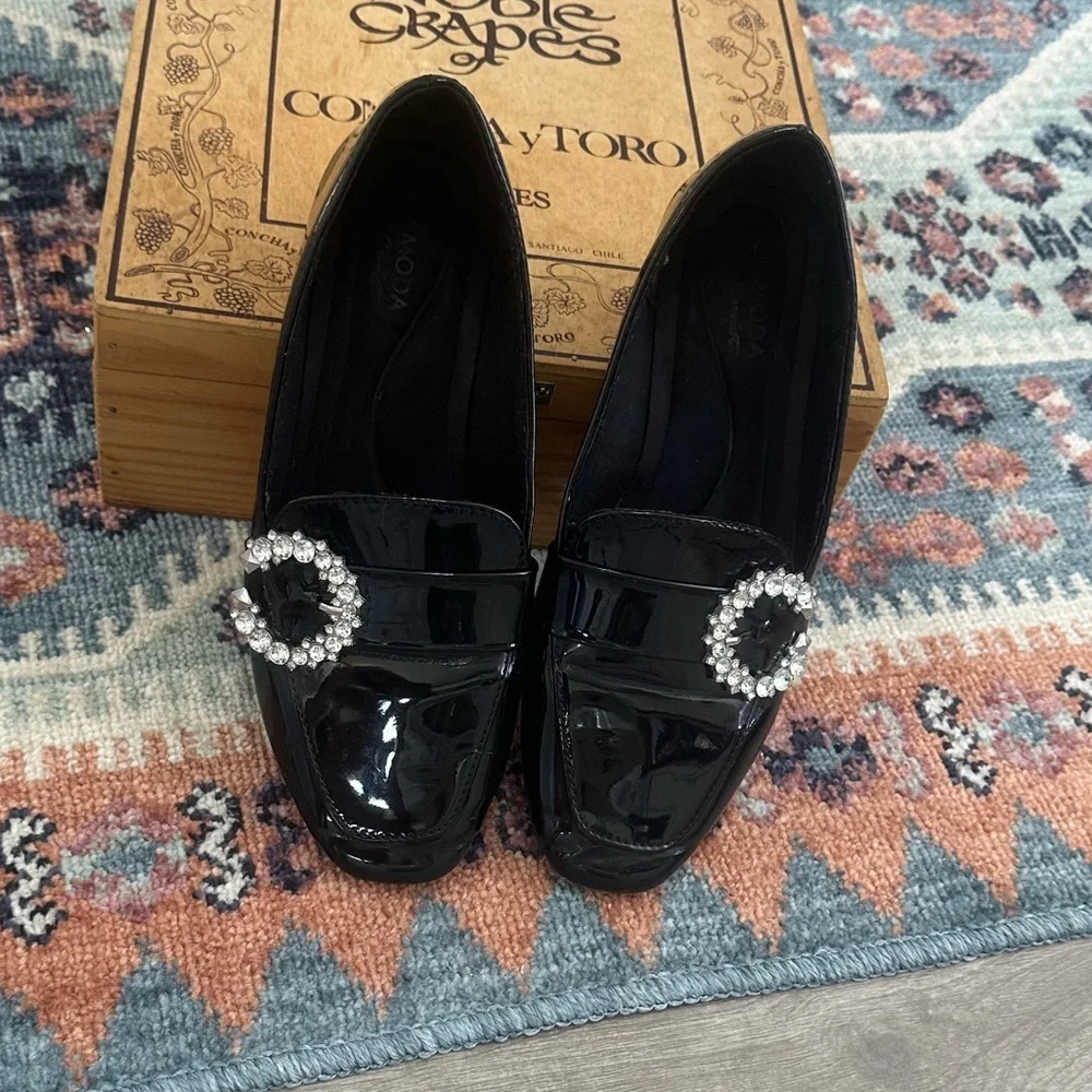 Top Moda Women’s Black Patent Crystal-Embellished Women's Loafers Size 7.5
